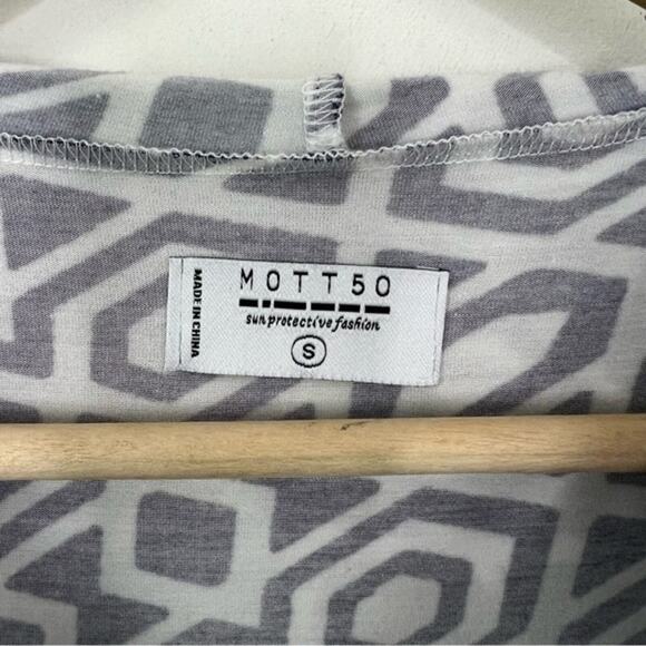 Mott 50 Navy Diamond Nancy Hooded Cover Up SPF 50 Bamboo Size Small - Picture 9 of 12